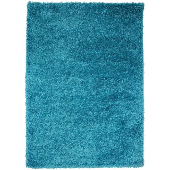 Soft shaggy rug made with 100% polypropylene Berclon twist fiber, offering a thick and luxurious feel underfoot.