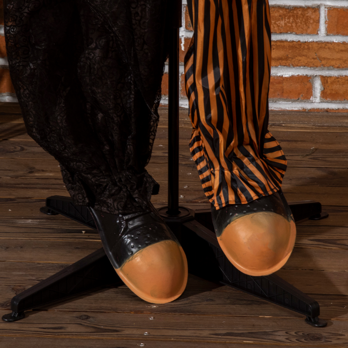 Life-Size Outdoor Halloween Clown – Talking Animatronic with Light-Up Eyes - Samanta Factory