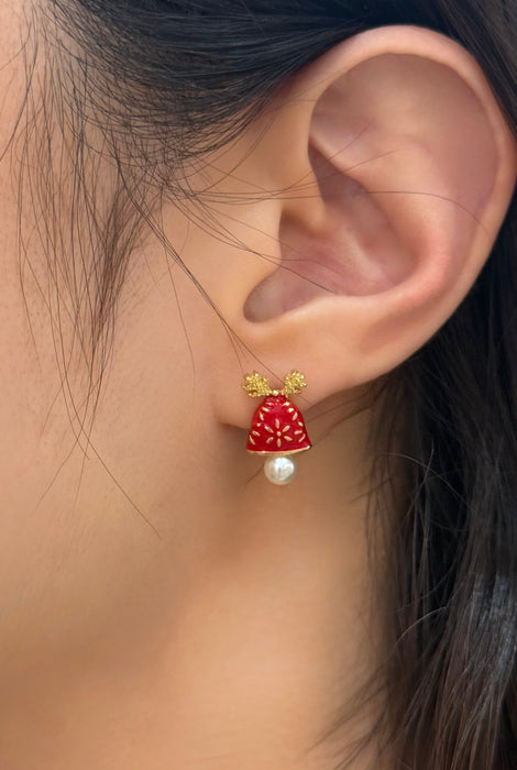 Christmas reindeer pearl bell earrings-2