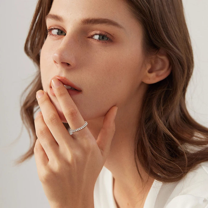 Moissanite Engagement Ring – 2.0ct Round Center Stone