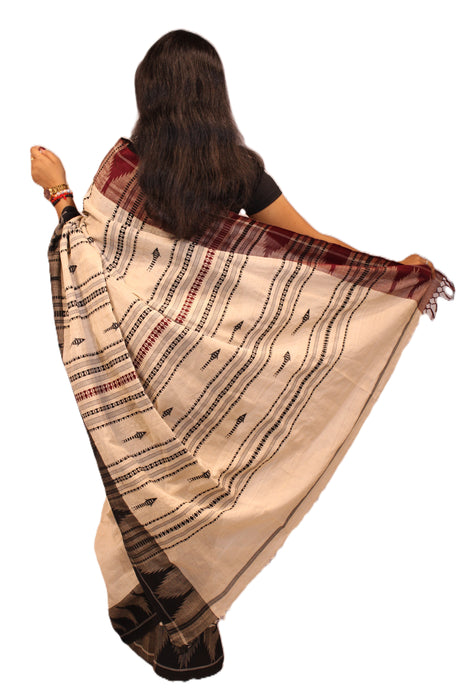 Kotpad Saree – Handwoven Tribal Weave in Natural Aul Dye