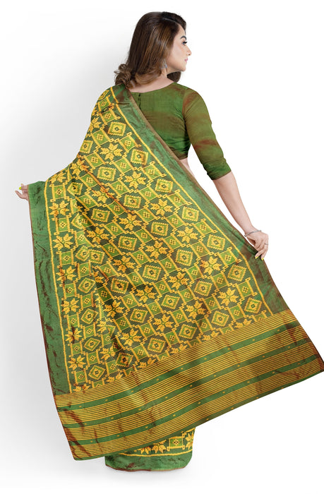 Khandua Silk Saree – Handwoven Ikat with Nature-Inspired Motifs