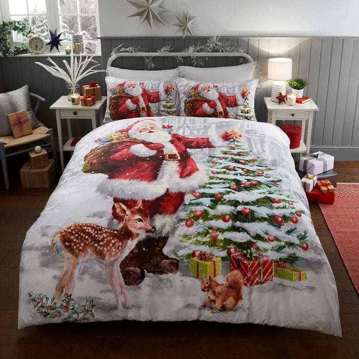 Double size bedding set featuring a reversible Christmas Santa scene design with two matching pillowcases.