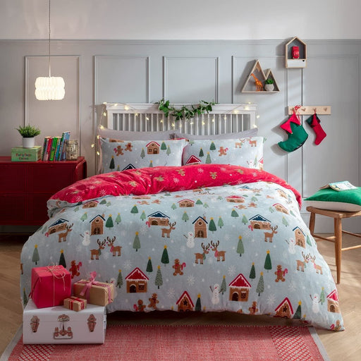 Double size bedding set featuring a reversible Scandi Winter Wonderland Christmas scene design with two matching pillowcases