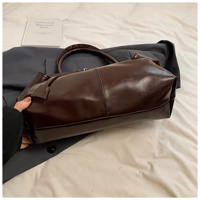 Stylish Vegan Leather Tote Bag with Tassel Detail and Spacious Interior - Samanta Factory
