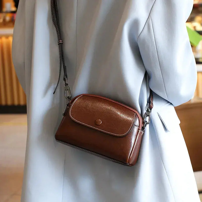 Leather Shoulder Bag – Soft Vintage Crossbody Design SF
