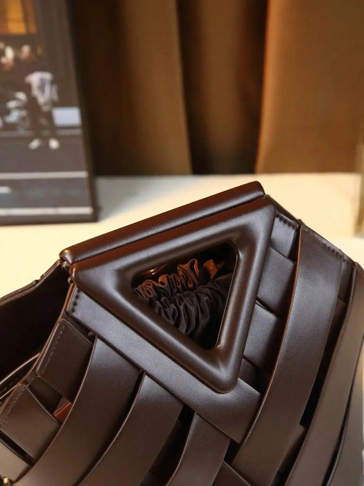 Woven Design Women Handbag, Tote Basket Bag, High-End Niche Inverted Triangle Shaped Fashion Commuter Bag, Casual Style SF