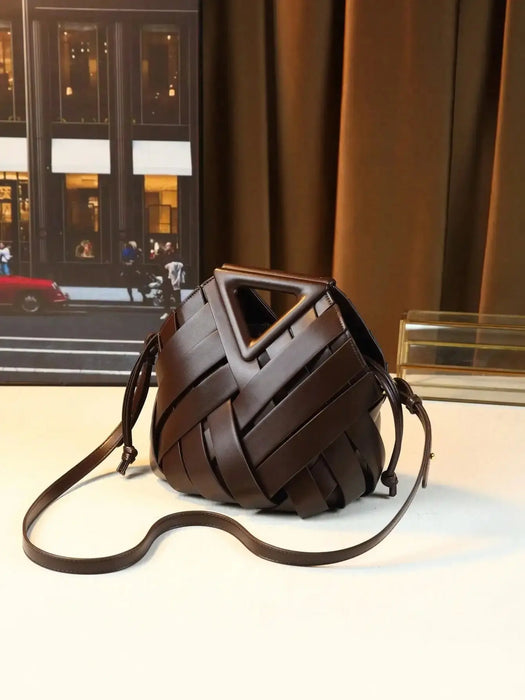 Woven Design Women Handbag, Tote Basket Bag, High-End Niche Inverted Triangle Shaped Fashion Commuter Bag, Casual Style SF
