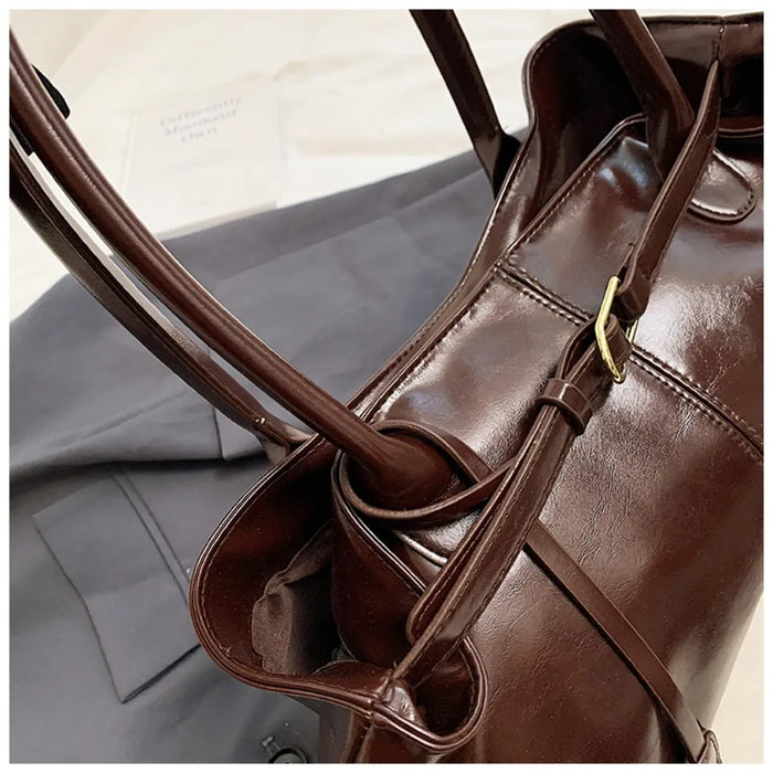 Stylish Vegan Leather Tote Bag with Tassel Detail and Spacious Interior - Samanta Factory