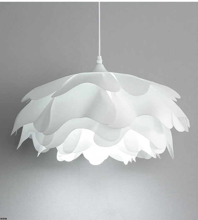 Nordic Pine Cone Pendant Light – White Hand-Knitted Metal Chandelier - Samanta Factory
