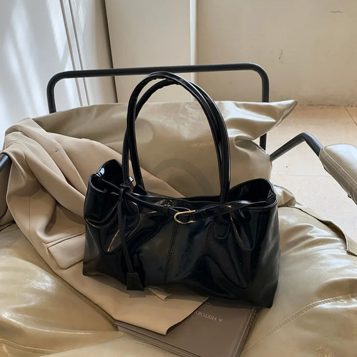 Stylish Vegan Leather Tote Bag with Tassel Detail and Spacious Interior - Samanta Factory