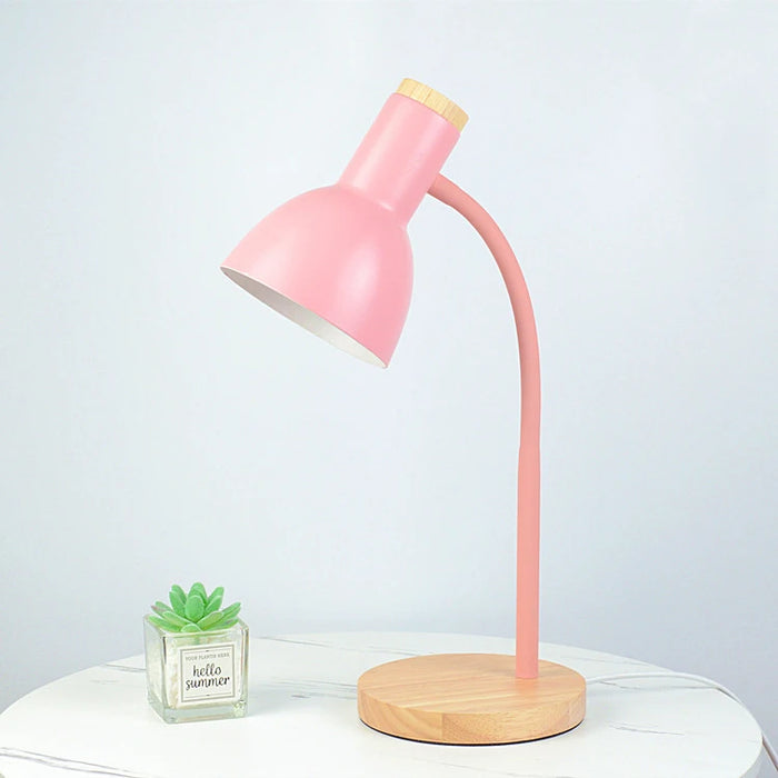 Wooden Desk Lamp – Elegant Design with E27 Socket for Soft, Eye-Friendly Lighting - Samanta Factory