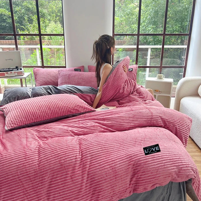 3-Piece Winter Velvet Duvet Cover Set – Soft Warm Fleece with Pillowcases, Twin to King Size" - Samanta Factory