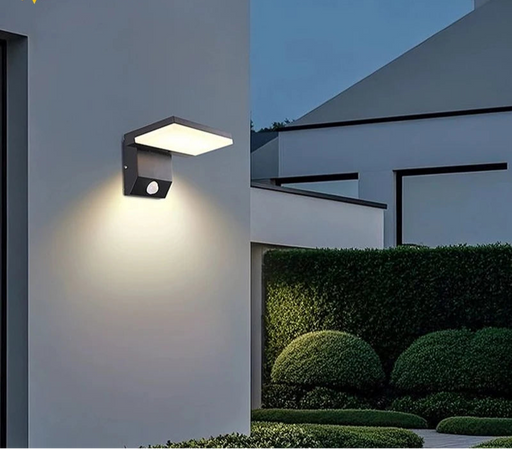 Modern waterproof LED wall lamp made of aluminum with IP65 protection, suitable for indoor and outdoor home lighting