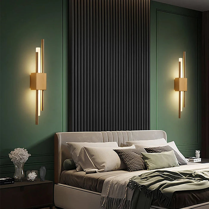Contemporary Black & Gold LED Wall Lamp – Up & Down Light for Modern Interiors - Samanta Factory