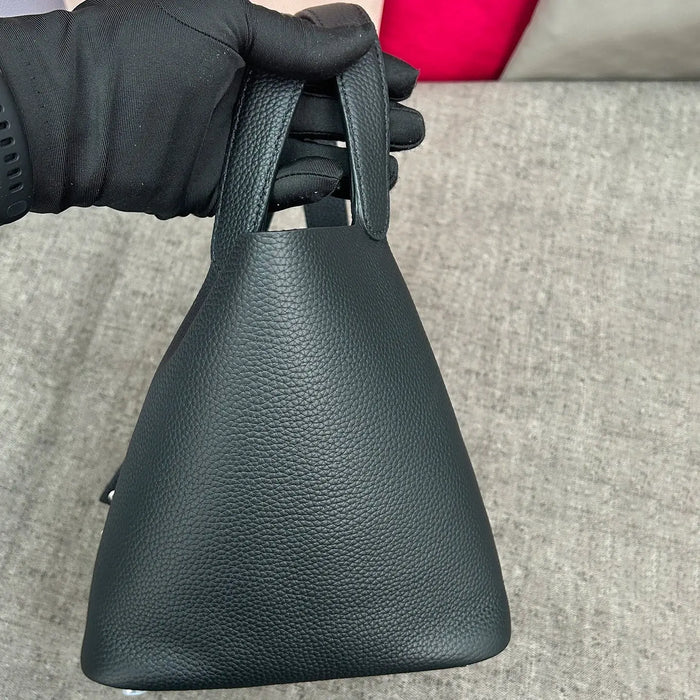 Cowhide Leather Bucket Bag – Soft Fashion for Four Seasons SF