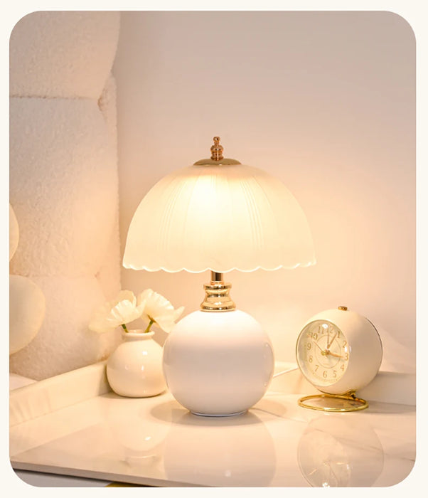 LED Book Light – USB-Powered Ceramic Lamp with Dimmable Color Option