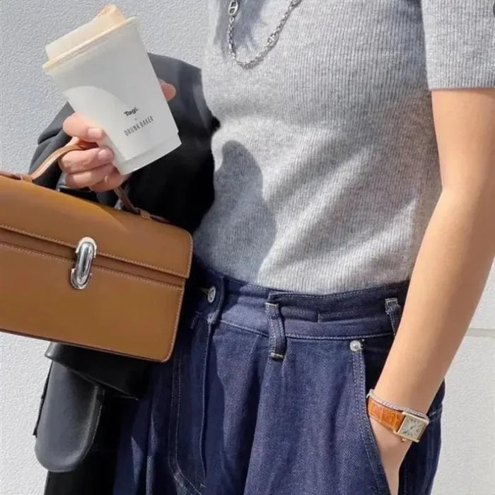 Women’s Leather Baguette Handbag – Minimalist Day Clutch