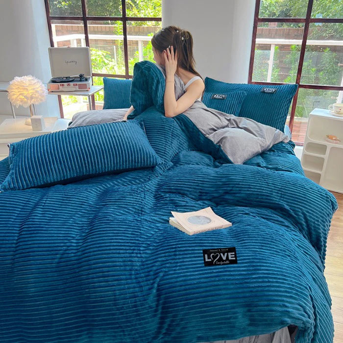 3-Piece Winter Velvet Duvet Cover Set – Soft Warm Fleece with Pillowcases, Twin to King Size" - Samanta Factory