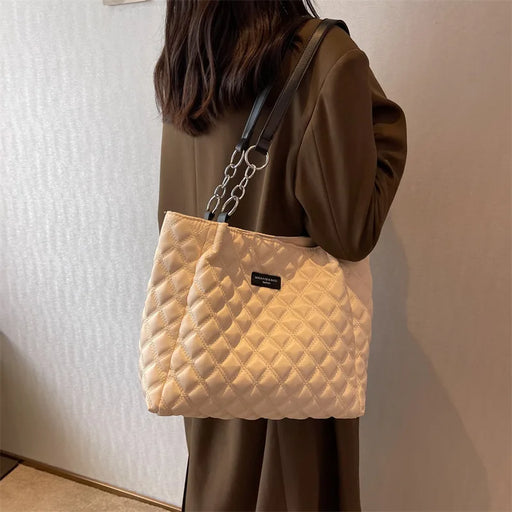 Soft cotton shoulder tote bag for women with zipper closure and cell phone pocket