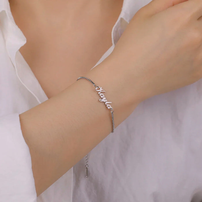Personalized stainless steel name bracelet with box chain in gold and silver for women
