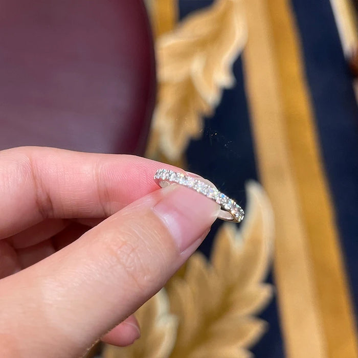 Moissanite Engagement Ring – 2.0ct Round Center Stone