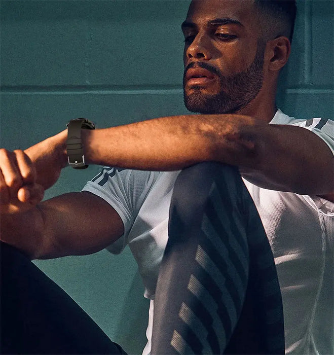 Bluetooth Calling Smartwatch – Fitness & Health Tracking SF