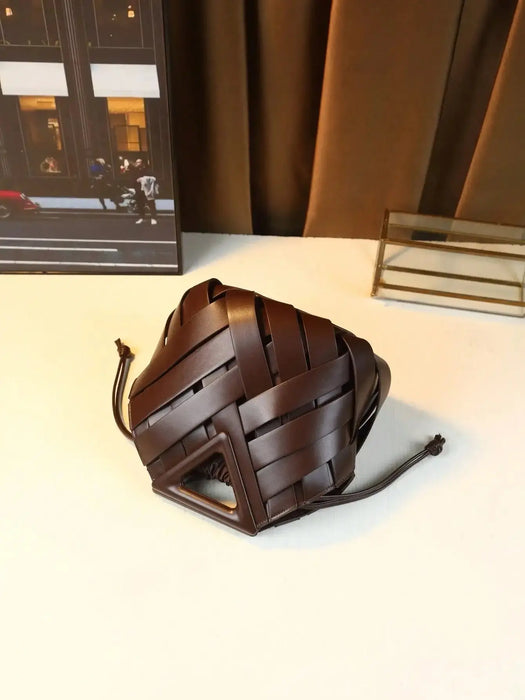 Woven Design Women Handbag, Tote Basket Bag, High-End Niche Inverted Triangle Shaped Fashion Commuter Bag, Casual Style SF