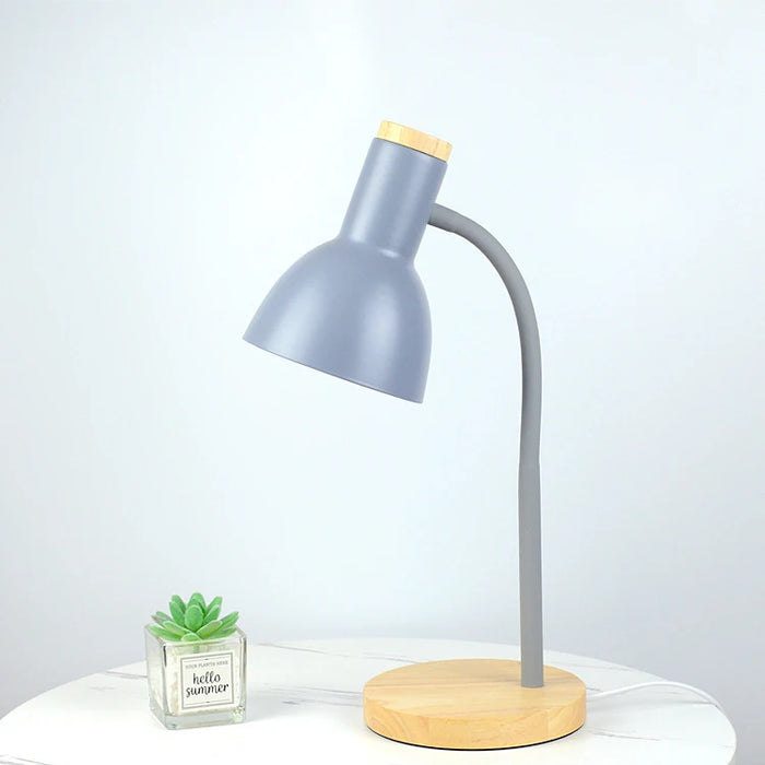 Wooden Desk Lamp – Elegant Design with E27 Socket for Soft, Eye-Friendly Lighting - Samanta Factory