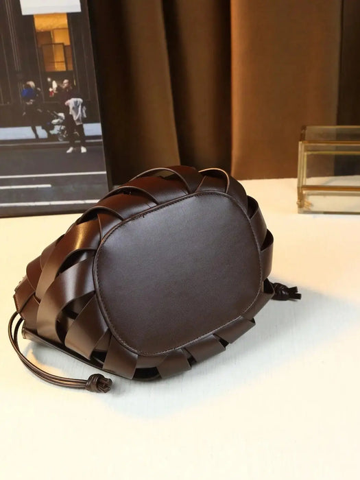 Woven Design Women Handbag, Tote Basket Bag, High-End Niche Inverted Triangle Shaped Fashion Commuter Bag, Casual Style SF