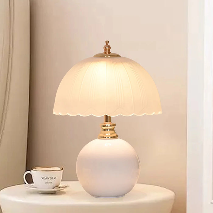 LED Book Light – USB-Powered Ceramic Lamp with Dimmable Color Option