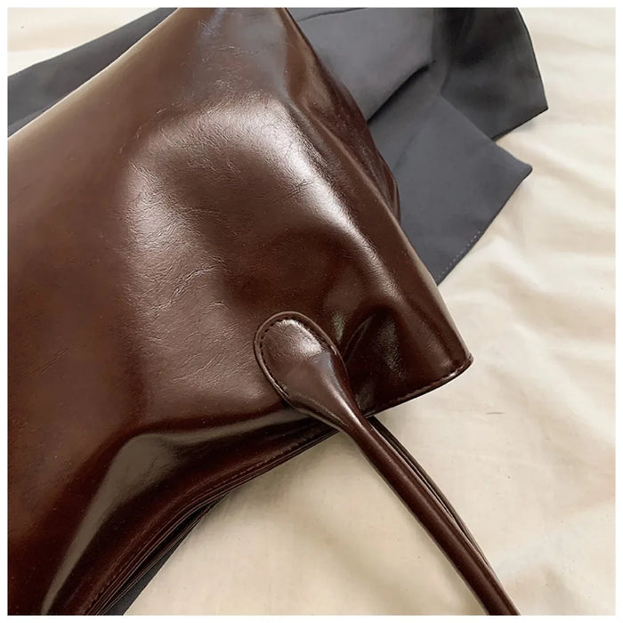 Stylish Vegan Leather Tote Bag with Tassel Detail and Spacious Interior - Samanta Factory