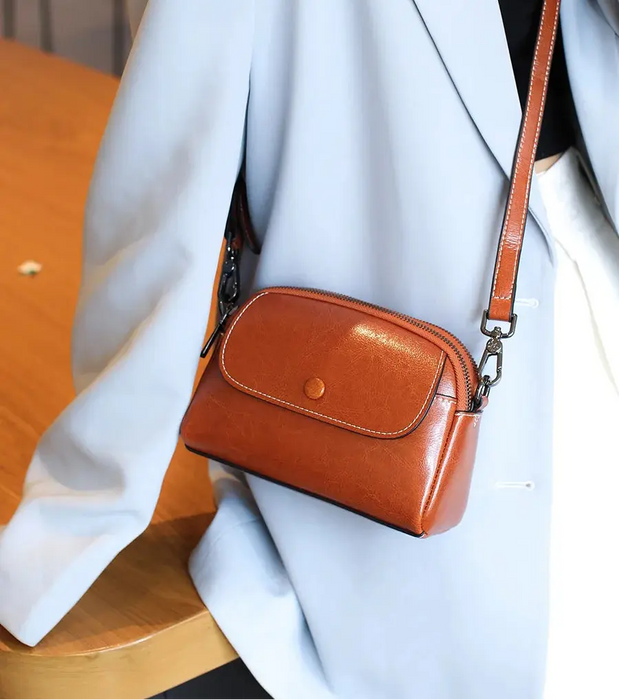 Leather Shoulder Bag – Soft Vintage Crossbody Design SF