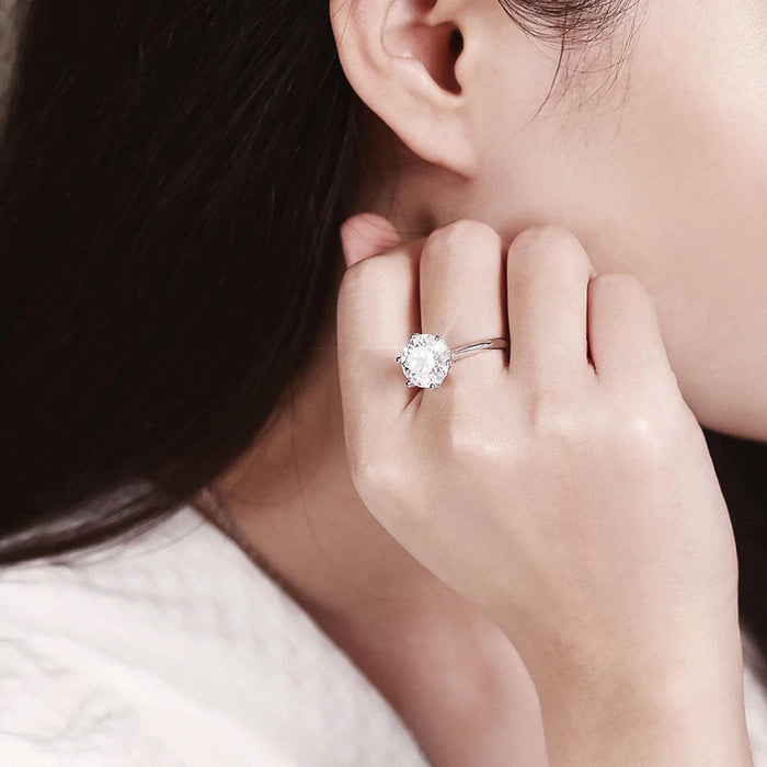 Moissanite Engagement Ring – VVS1 Round Brilliant 925 Silver