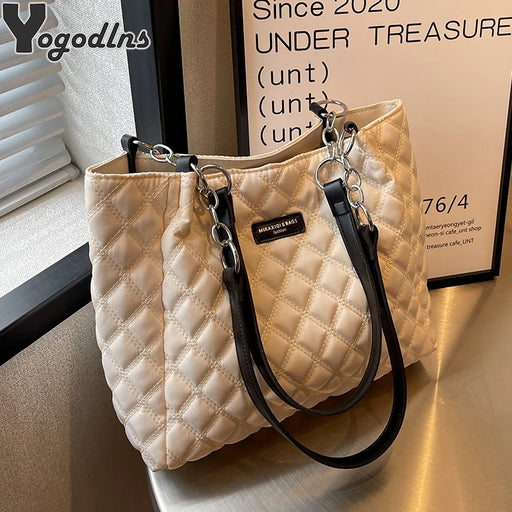 Soft cotton shoulder tote bag for women with zipper closure and cell phone pocket