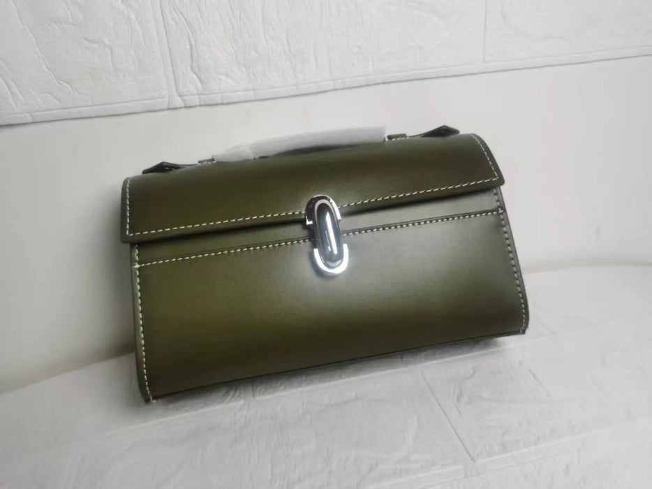 Women’s Leather Baguette Handbag – Minimalist Day Clutch