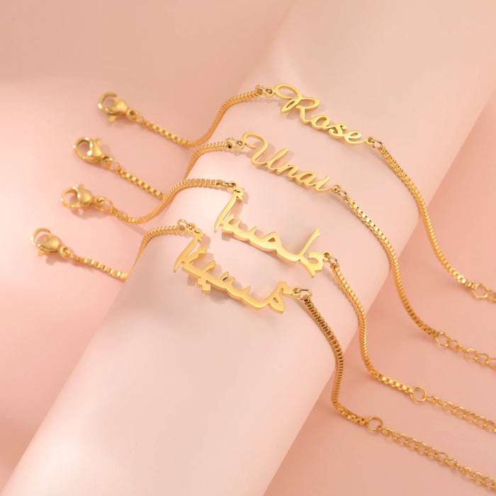 Custom Name Bracelet – Elegant Letter Charm Bracelet SF