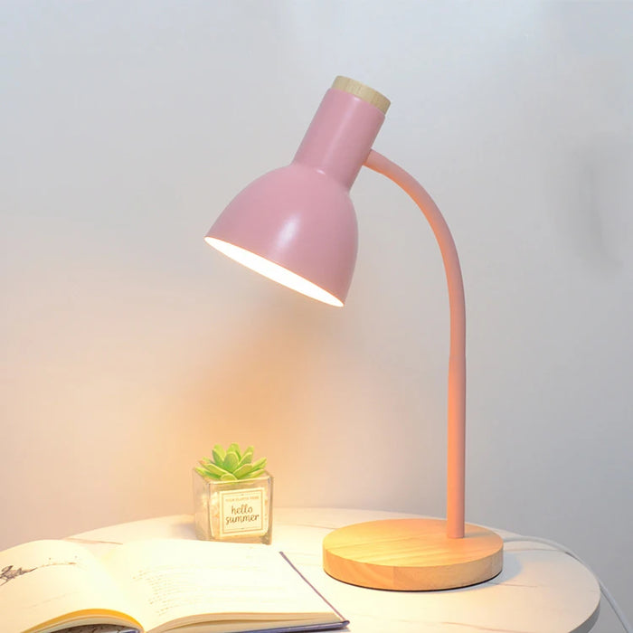Wooden Desk Lamp – Elegant Design with E27 Socket for Soft, Eye-Friendly Lighting - Samanta Factory