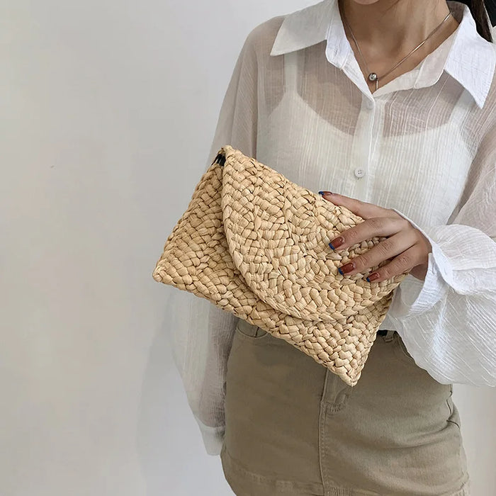 Boho Straw Flap Bag for Women – Hard Shell Woven Handbag for Summer Outings