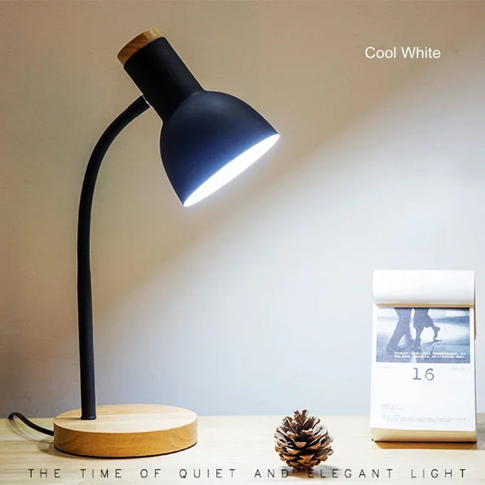 Wooden Desk Lamp – Elegant Design with E27 Socket for Soft, Eye-Friendly Lighting - Samanta Factory