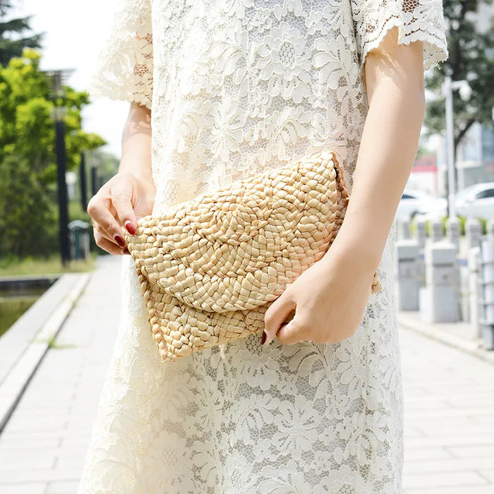 Boho Straw Flap Bag for Women – Hard Shell Woven Handbag for Summer Outings