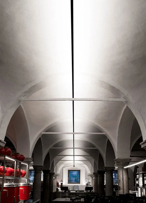 Modern Linear LED Wall Lamp – Black & White Minimalist Skyline Design - Samanta Factory