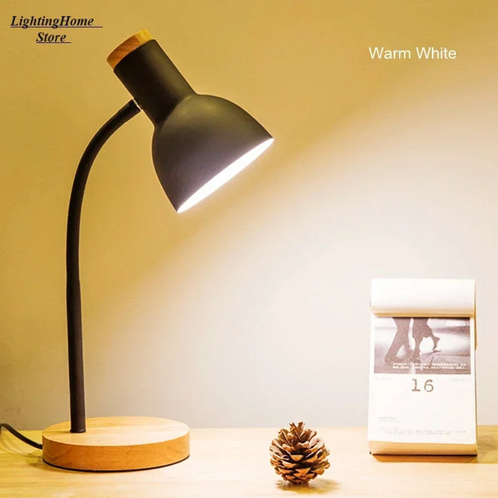 Wooden Desk Lamp – Elegant Design with E27 Socket for Soft, Eye-Friendly Lighting - Samanta Factory
