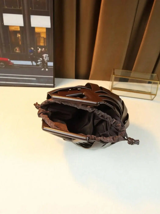 Woven Design Women Handbag, Tote Basket Bag, High-End Niche Inverted Triangle Shaped Fashion Commuter Bag, Casual Style SF