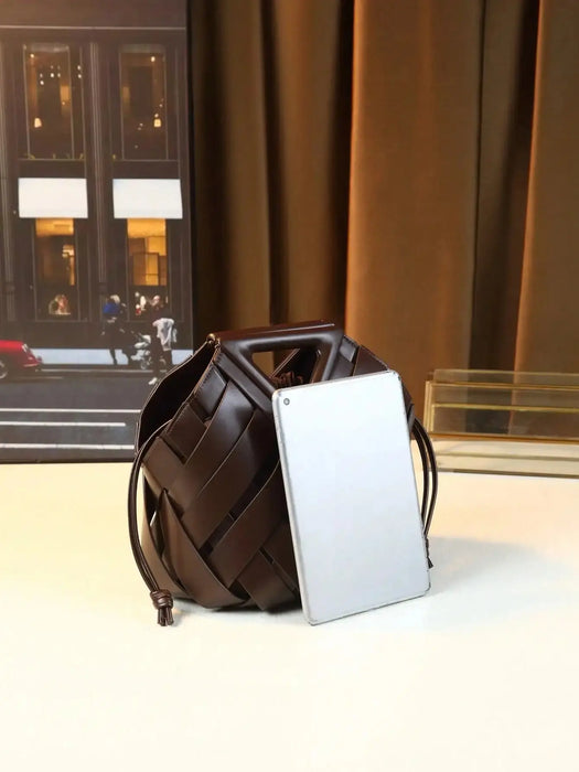 Woven Design Women Handbag, Tote Basket Bag, High-End Niche Inverted Triangle Shaped Fashion Commuter Bag, Casual Style SF