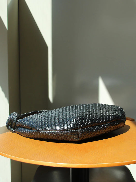 Stylish Structured Handbag for Everyday Fashion & Modern Outfits