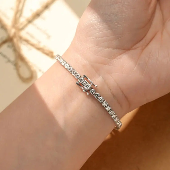 Luxury D Color Round Cut Bracelet for Men & Women - Samanta Factory