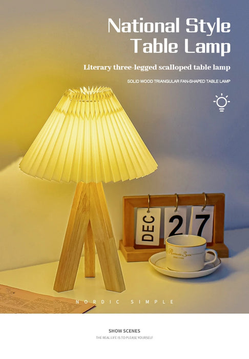 Wooden Tripod Floor Lamp – Hand-Knitted Fabric Shade with E26 Dimmable LED