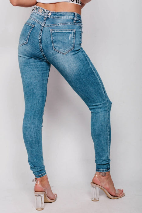 Light Wash Ripped Skinny Jeans - Samanta Factory