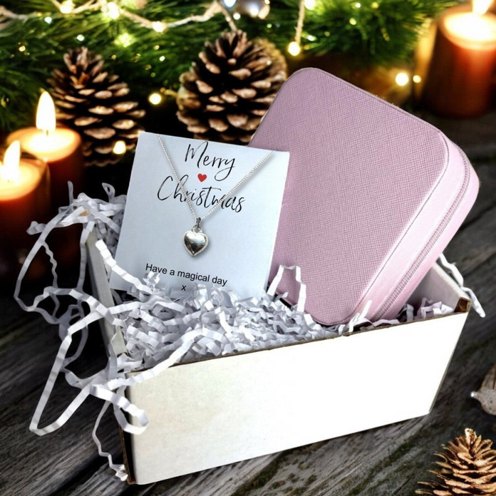 Christmas Gift Hamper – Sterling Silver Heart Necklace Set - Samanta Factory